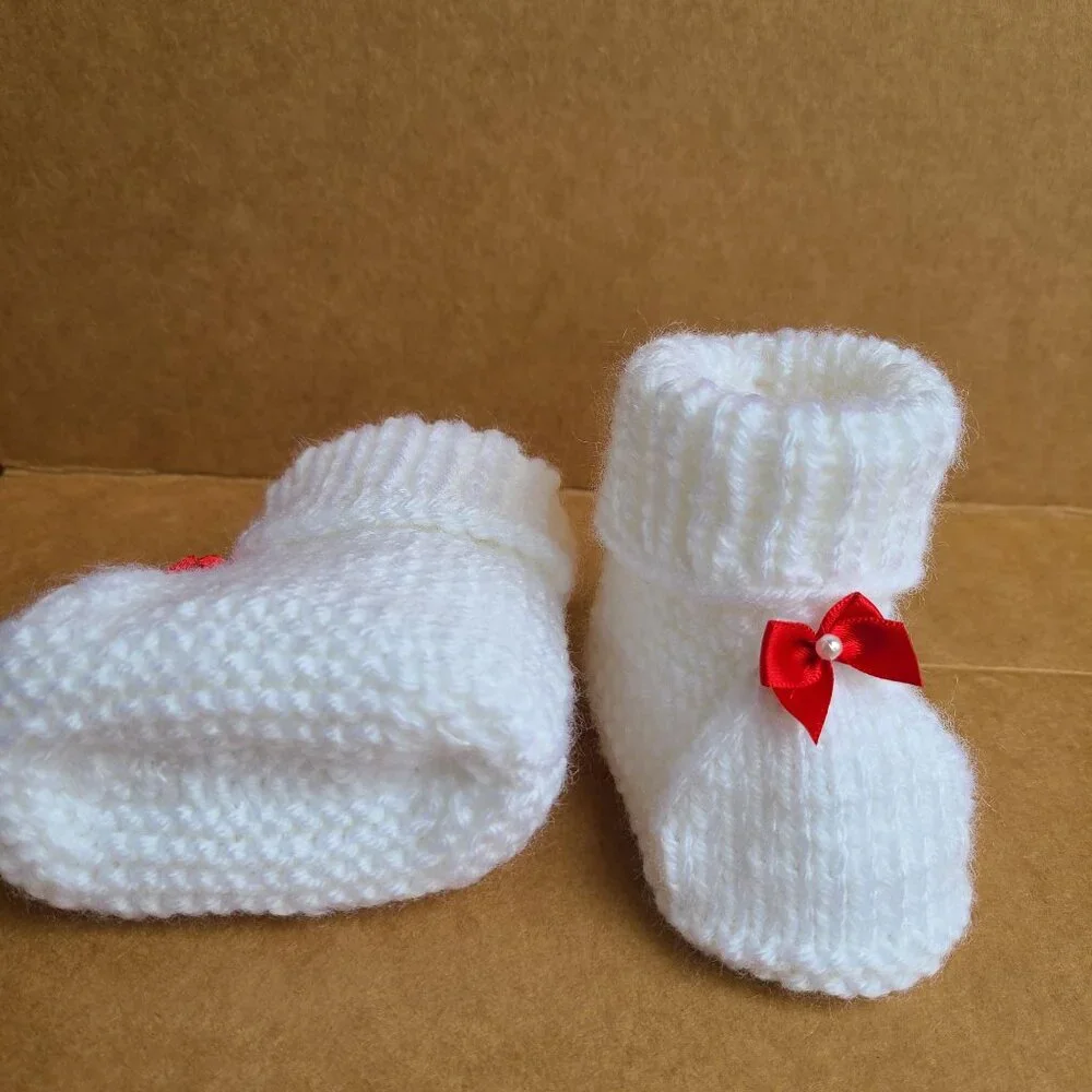 Cute Baby Booties Knit Baby Boots Baby Shower Booties White Size 0-3 Months